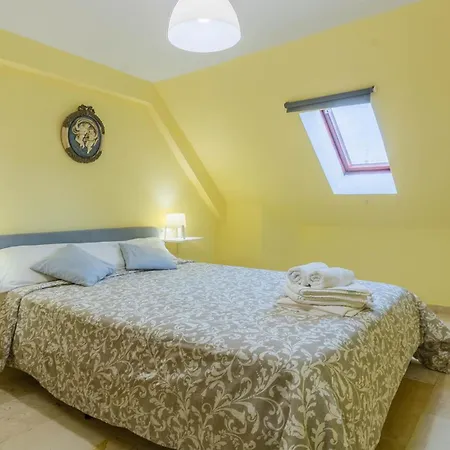 Pergo Centro 公寓 *